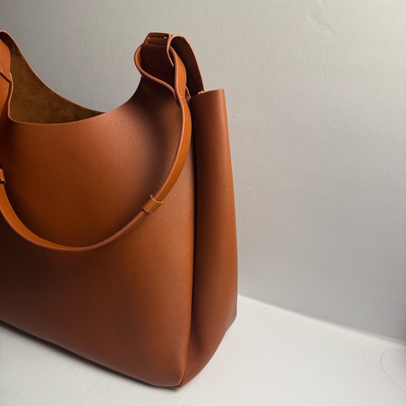 Neiman Marcus Minimalist Brown Leather Shoulder Bag - Picture 7 of 11